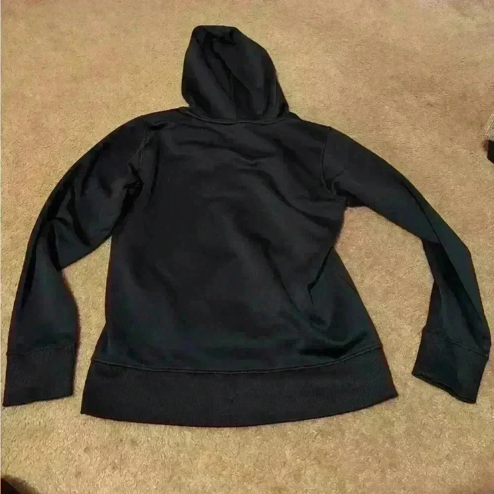 Under Armour sweatshirt size S